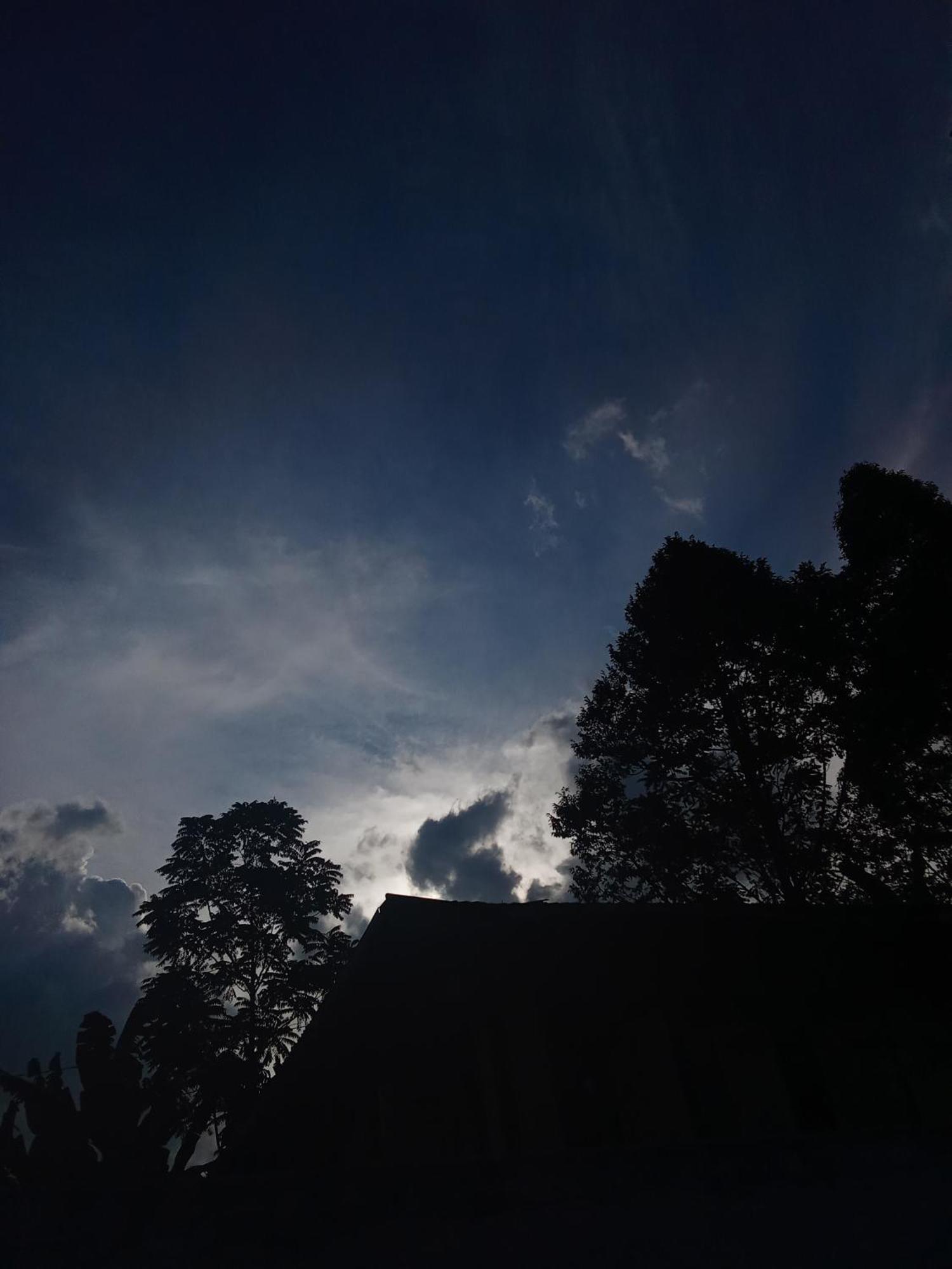 Tapian Ratu Camp Real * Bukittinggi