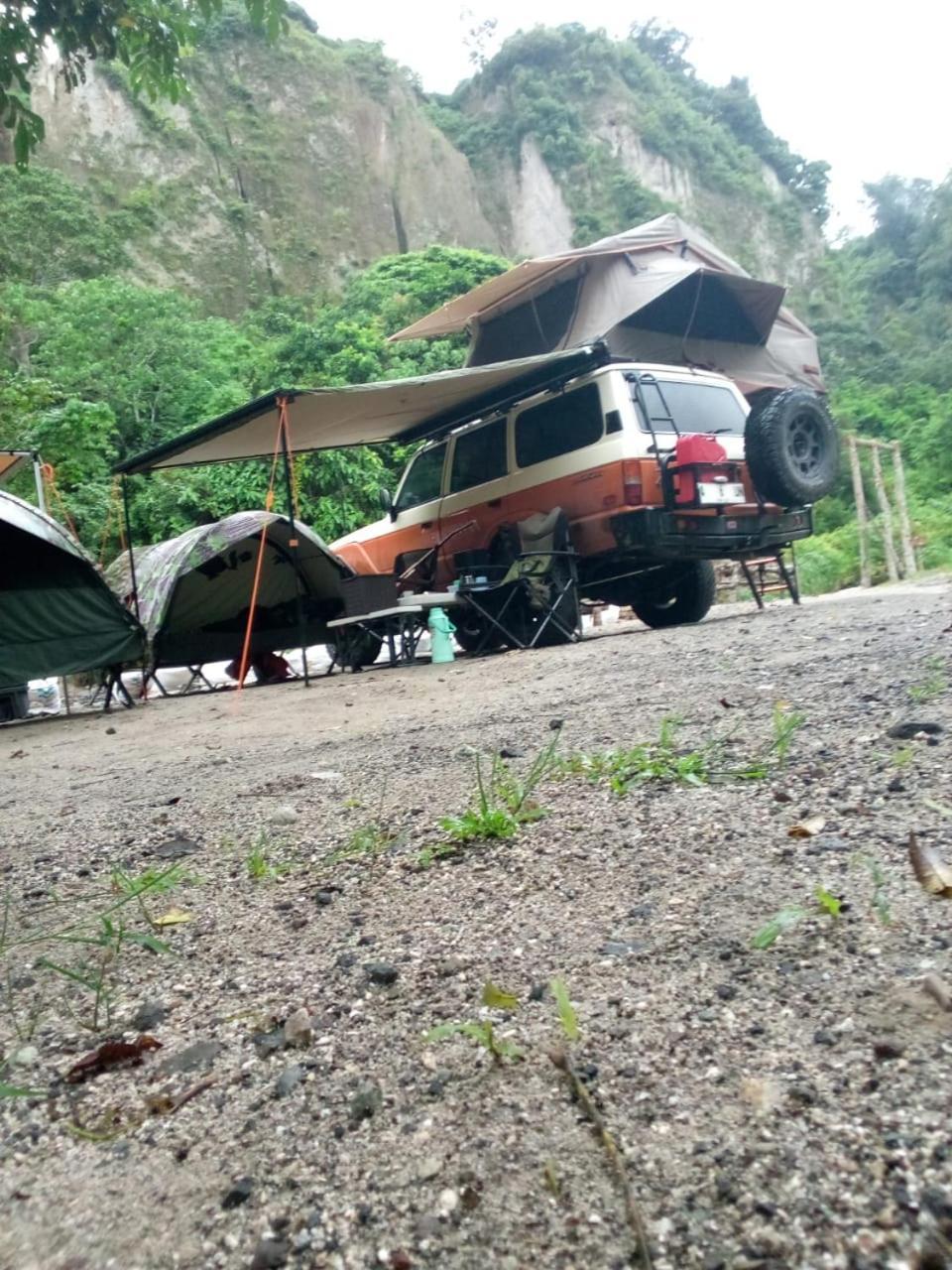 Tapian Ratu Camp Real Luxury tent *